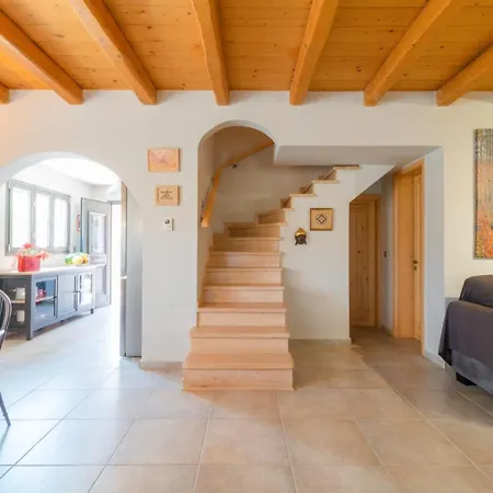 Hébergement de vacances Agathis Pithos