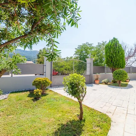 Holiday home Agathis