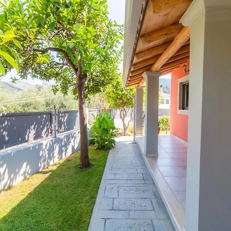 Tatil Evi Agathis Pithos